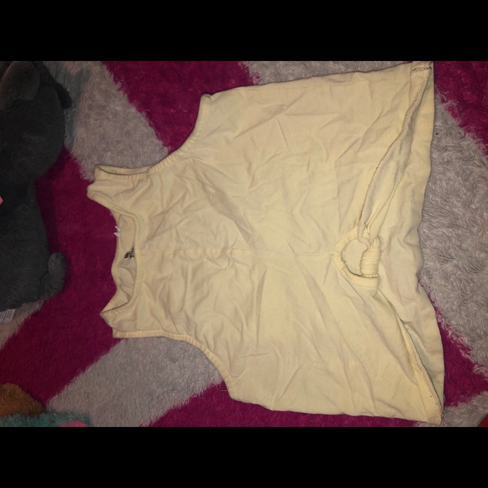 Crop top